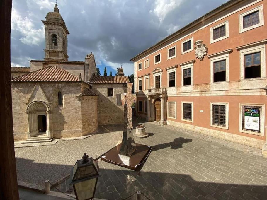 Antico Borgo San Quirico d'Orcia